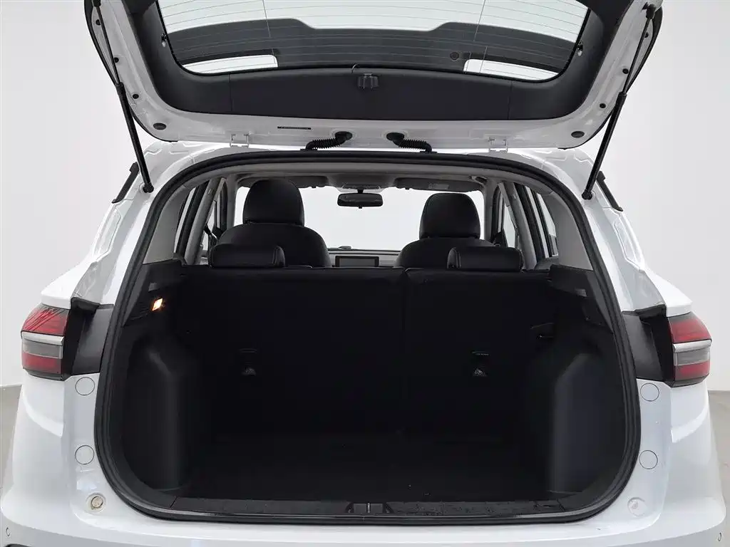 GEELY AUTOMOBILE BINYUE