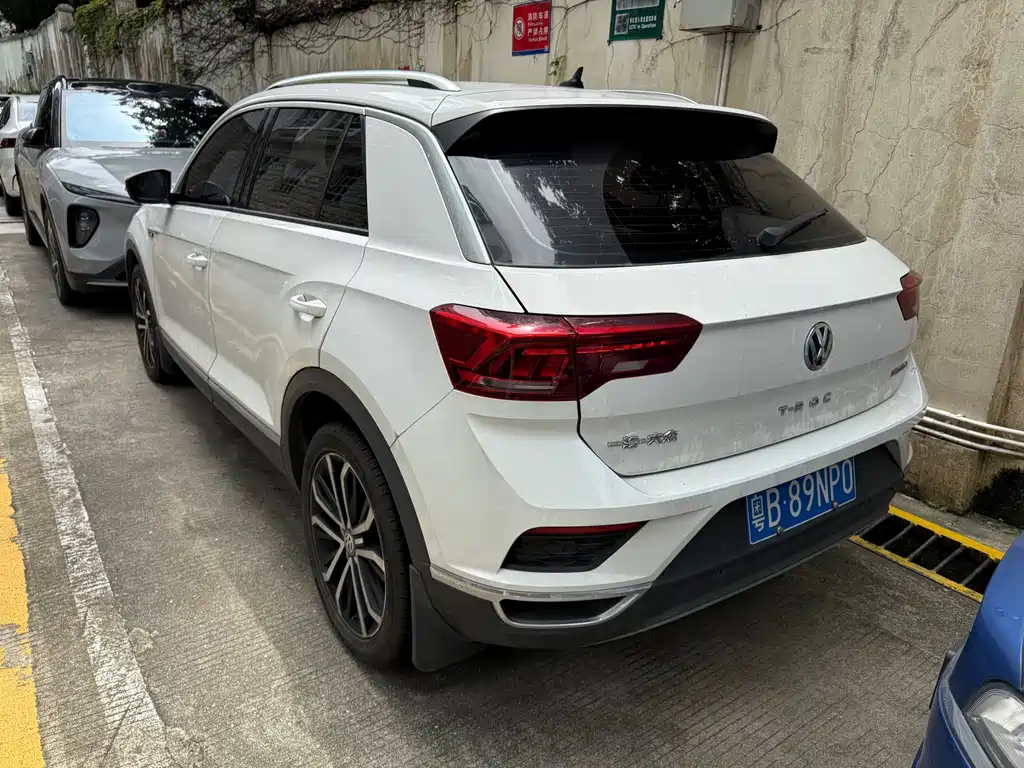 Volkswagen T-Roc — миниатюра 7