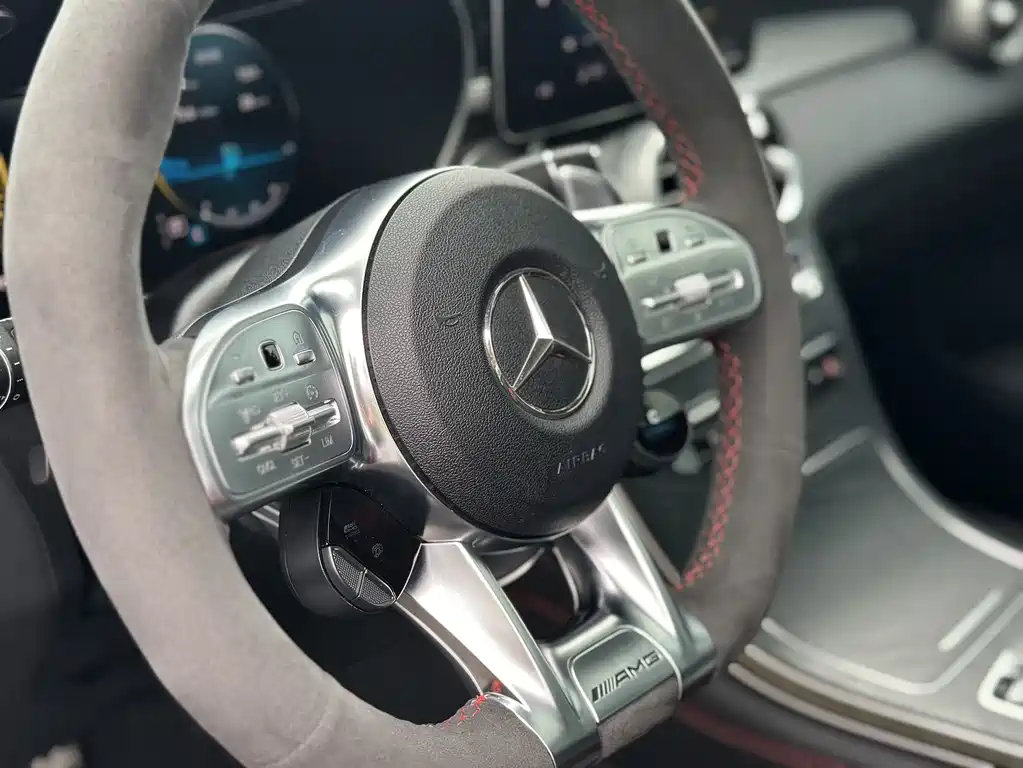 MERCEDES-BENZ GLC AMG