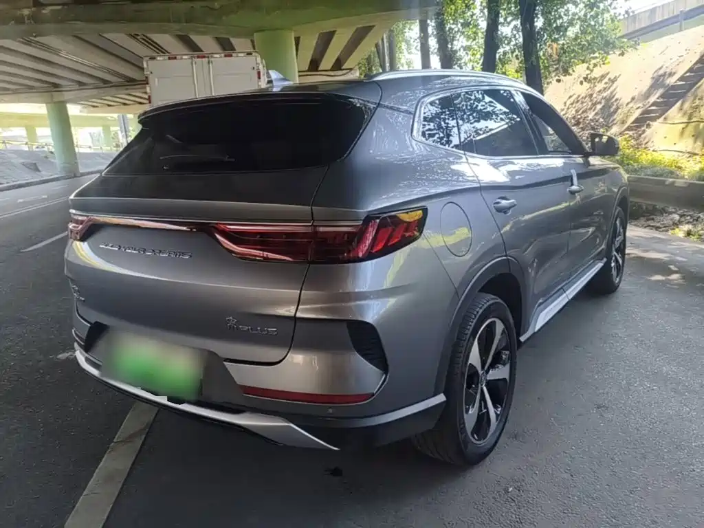 BYD PLUS New Energy — миниатюра 7