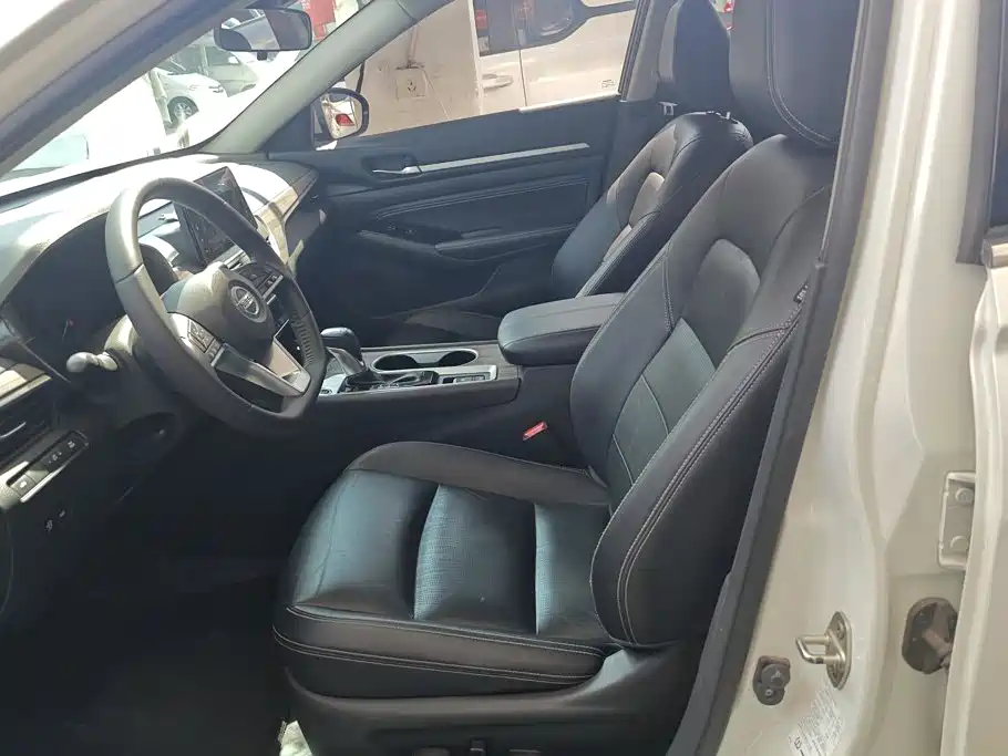 Nissan Teana — миниатюра 9