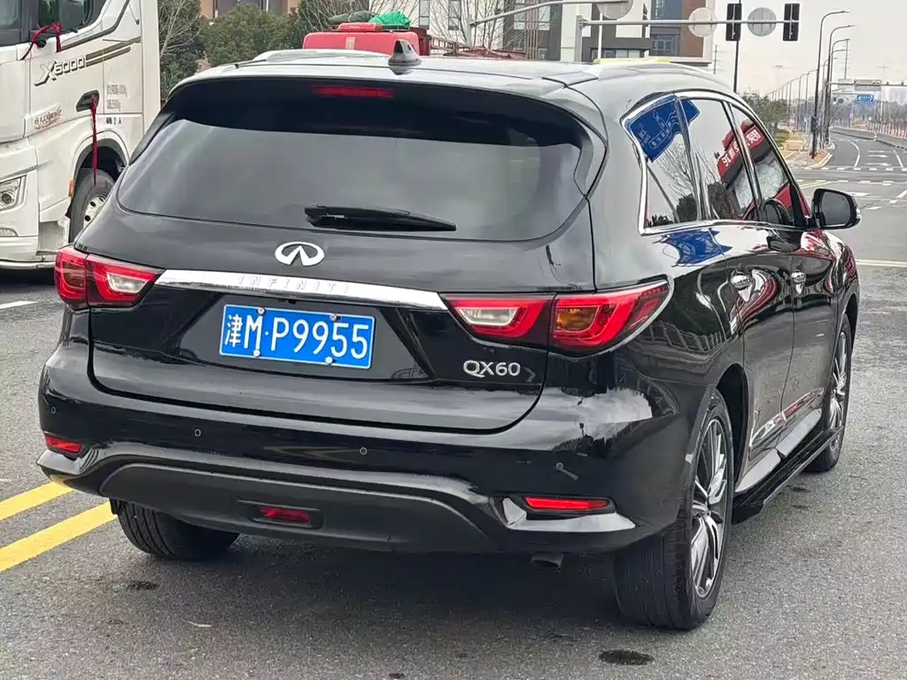 INFINITI QX60