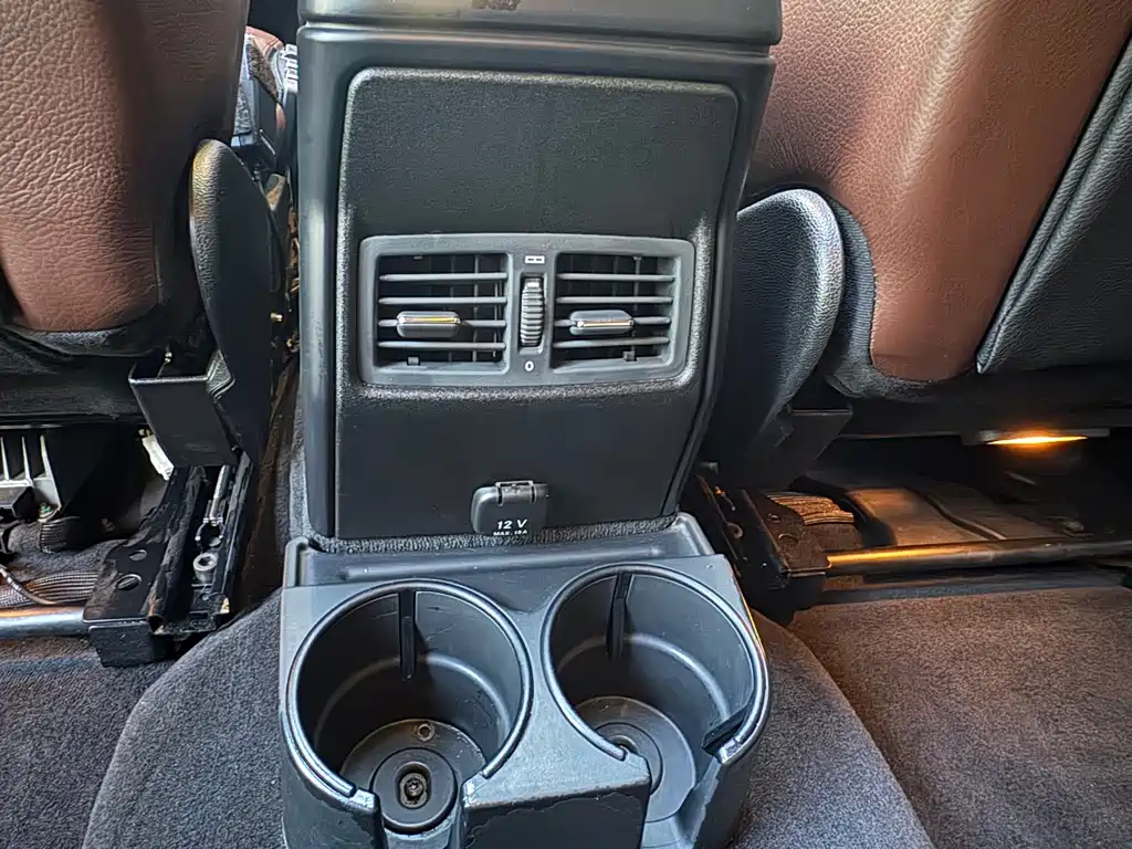 Mercedes-Benz G-Class — миниатюра 10