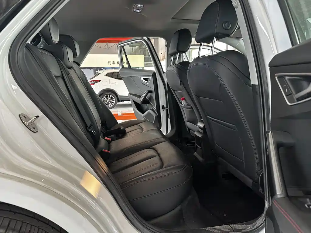 Audi Q2L — миниатюра 19