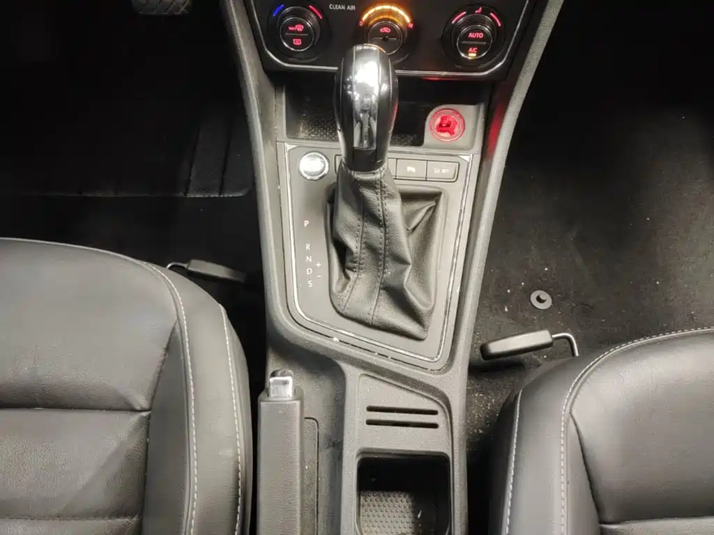 Volkswagen Lavida — миниатюра 14