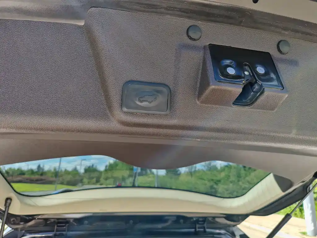 Buick Enclave — миниатюра 7