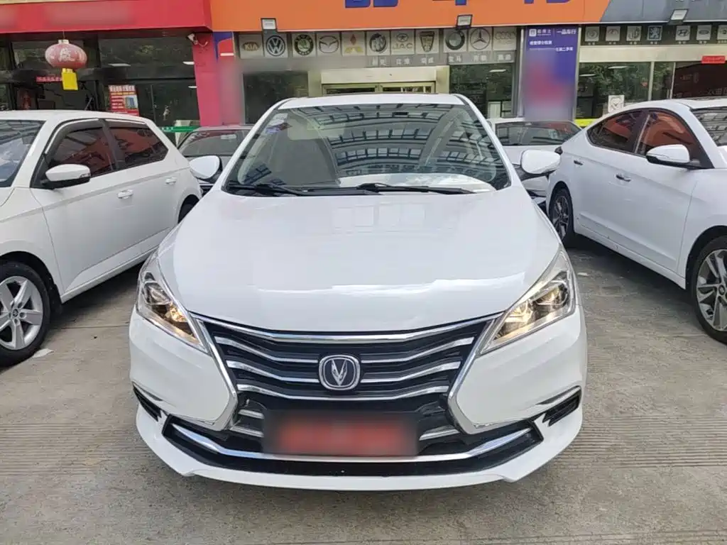 Changan Eado DT — миниатюра 3