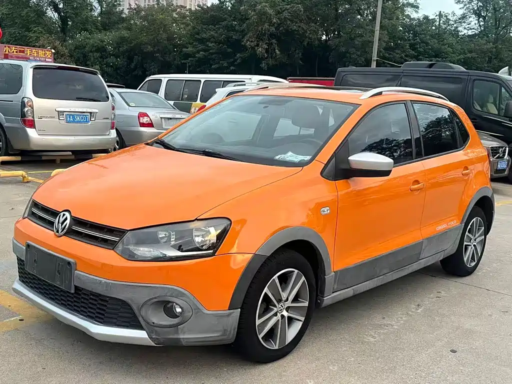 Volkswagen Polo 2012 1.6L Cross Polo AT
