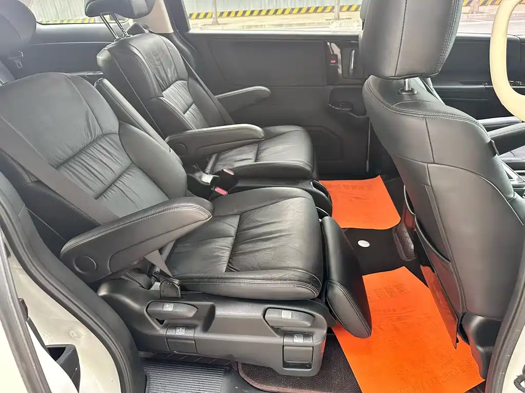Honda Odyssey — миниатюра 7