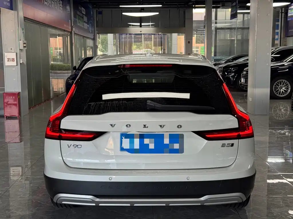 Volvo V90 — миниатюра 13