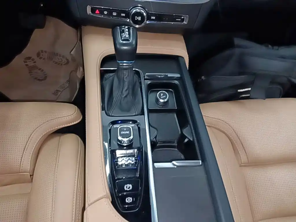 Volvo V90 — миниатюра 14