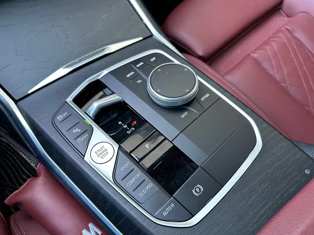 BMW 3 Series — миниатюра 7