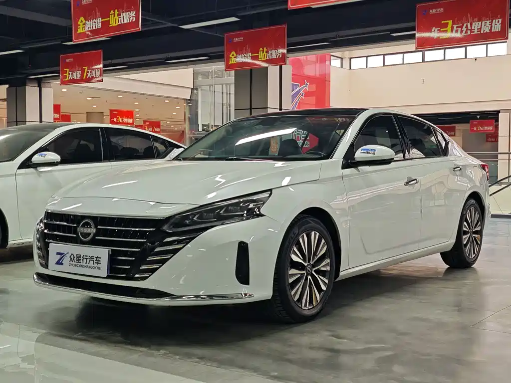 Nissan Teana 2023