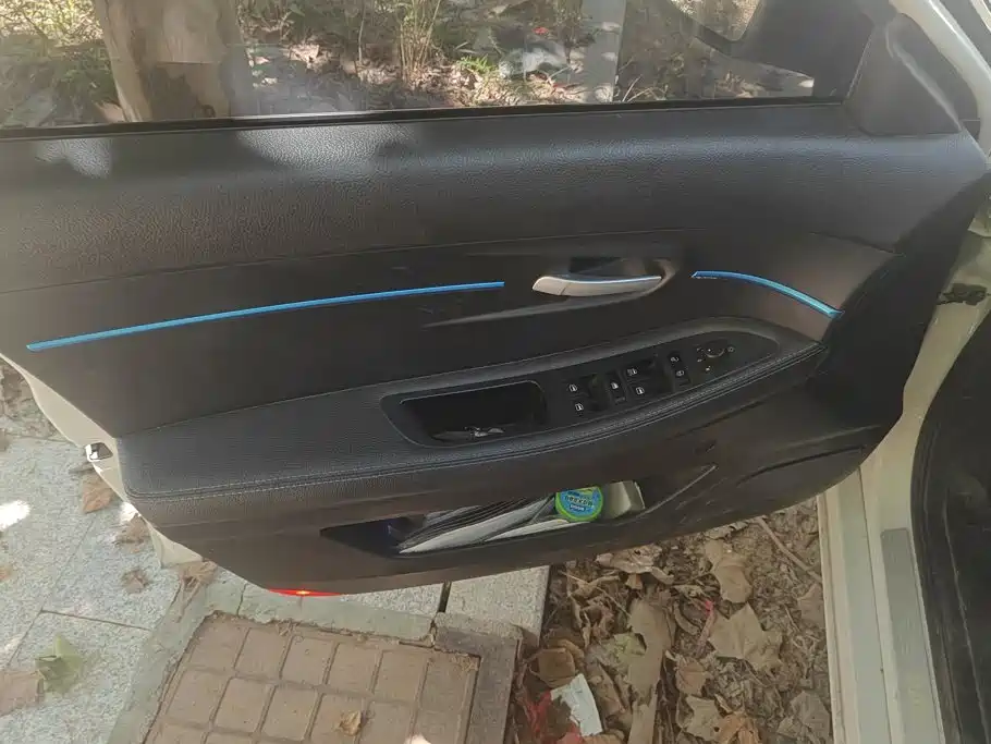 BAIC New Energy EU — миниатюра 7