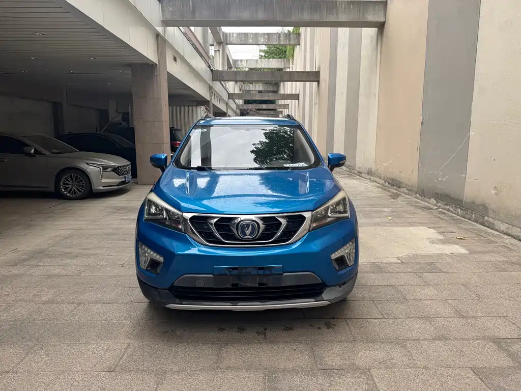 Changan CS15 — миниатюра 2