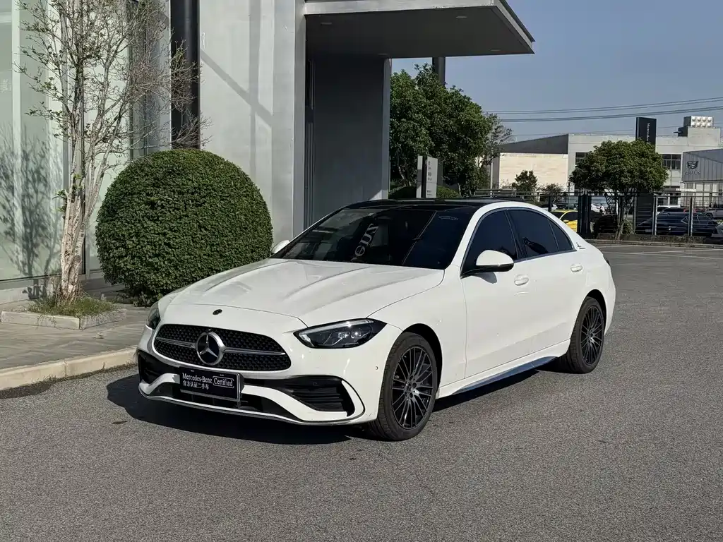 Mercedes-Benz C-Class 2025
