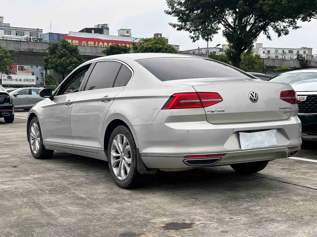 Volkswagen Magotan — миниатюра 4
