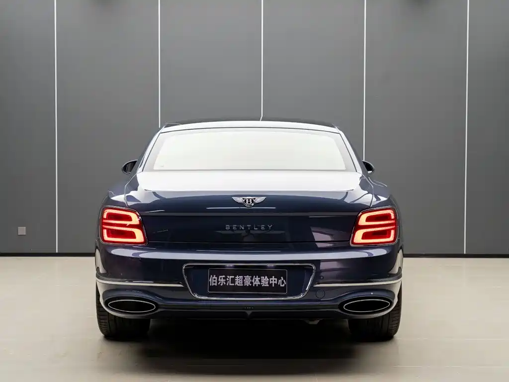 Bentley Flying Spur — миниатюра 7