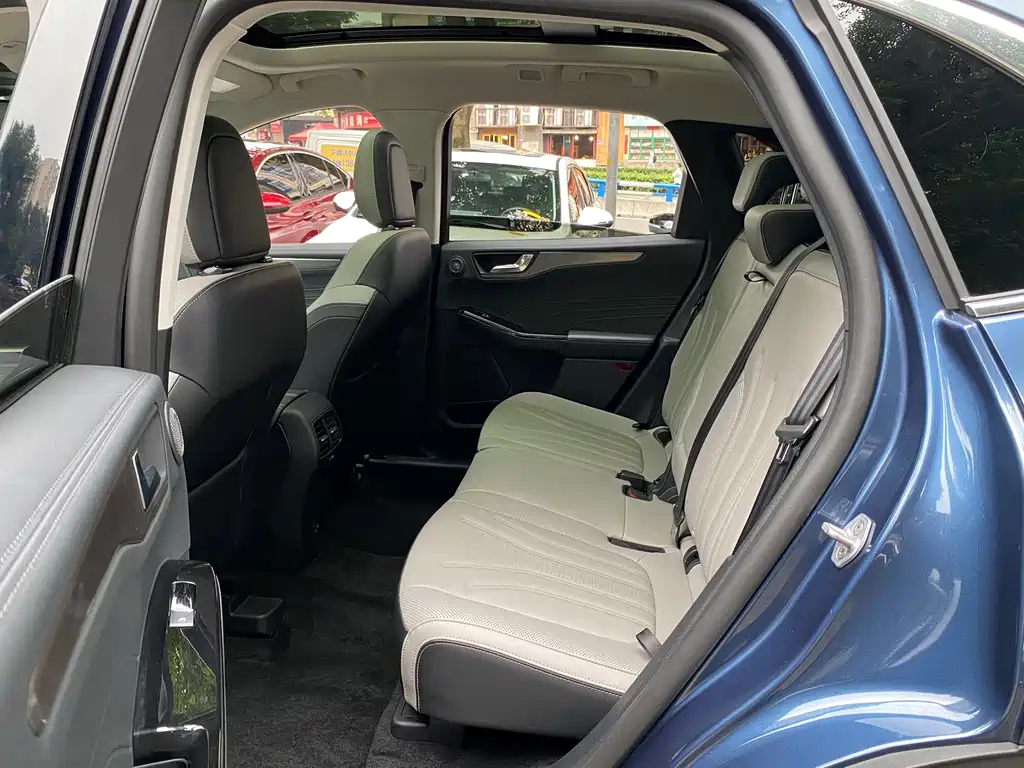 Ford Escape — миниатюра 9
