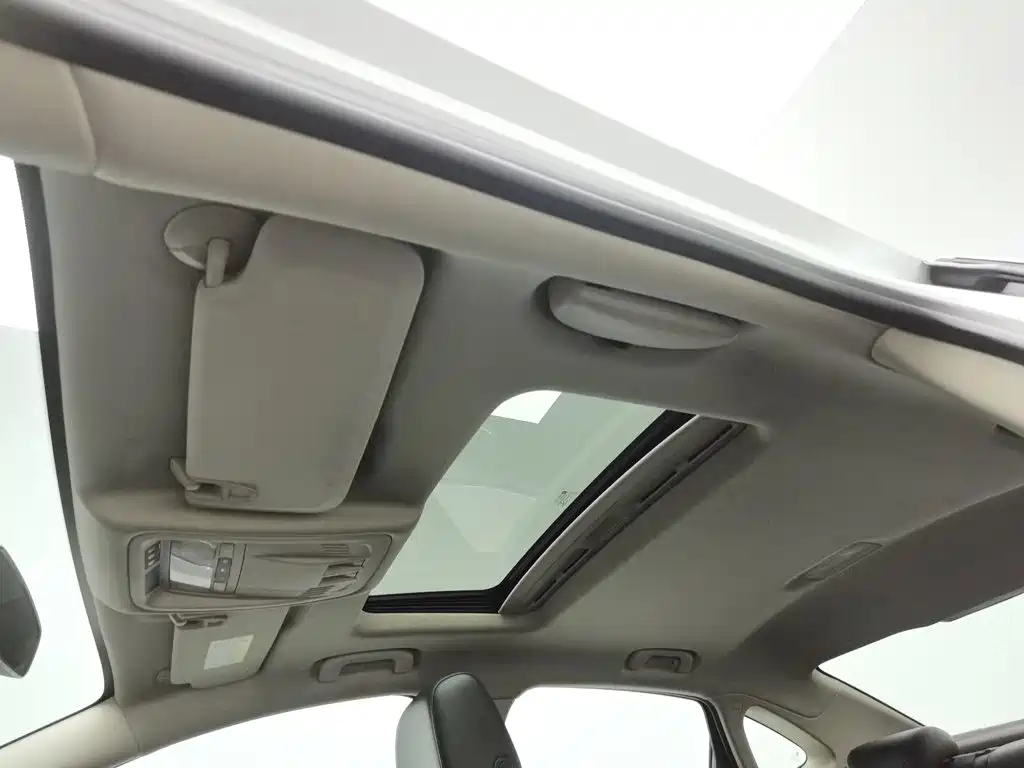 Buick Verano — миниатюра 14
