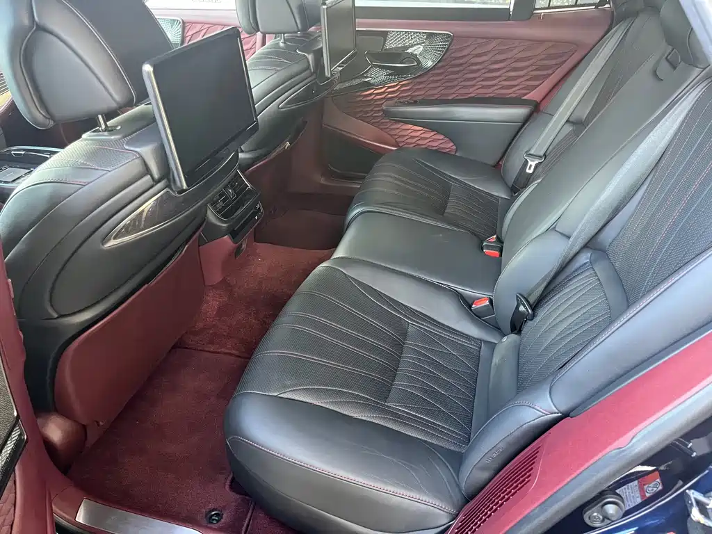 Lexus LS — миниатюра 9