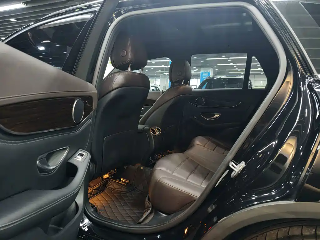 Mercedes-Benz GLC — миниатюра 16