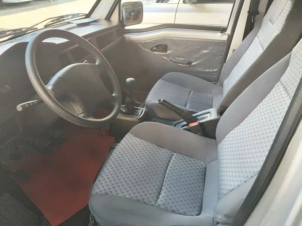 Wuling Zhiguang — миниатюра 14