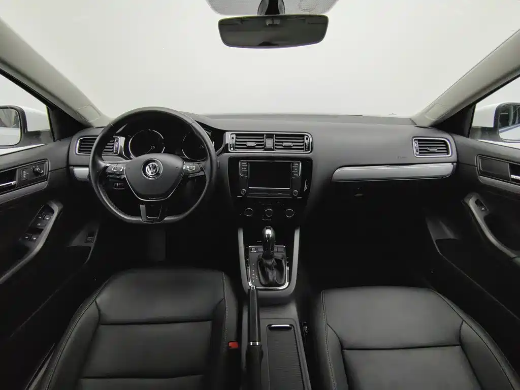 Volkswagen Sagitar — миниатюра 5