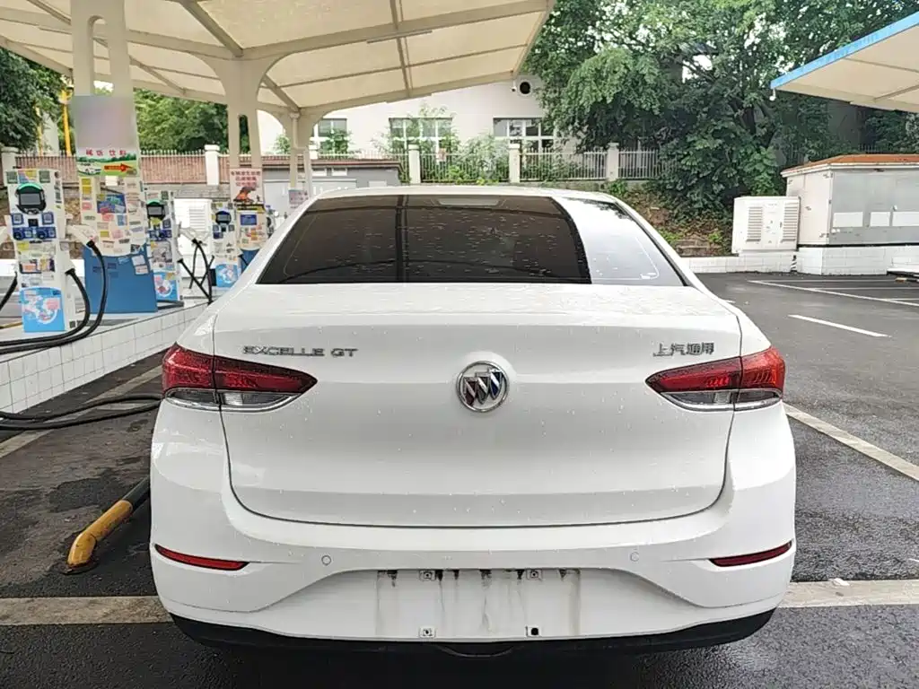 Buick Excelle — миниатюра 6