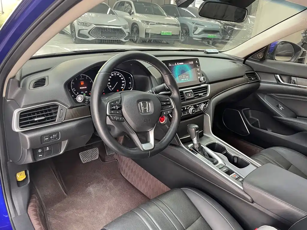 Honda Accord 2018 260TURBO Flagship V