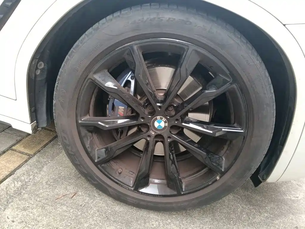 BMW X4 — миниатюра 8