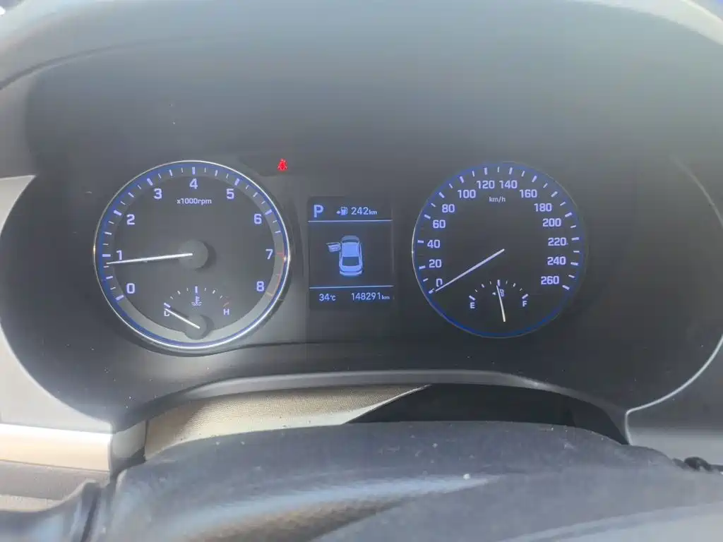 Hyundai Mistra — миниатюра 8