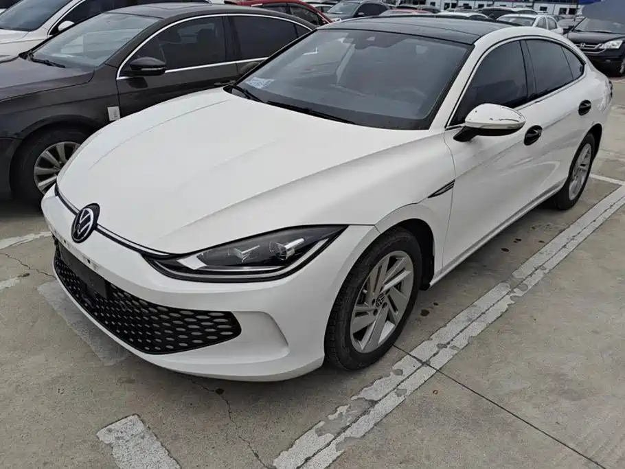 Volkswagen Lamando
