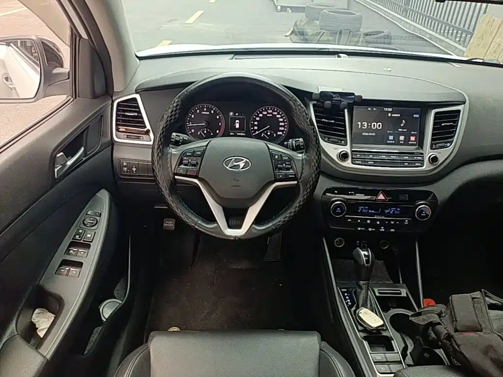 Hyundai Tucson — миниатюра 15