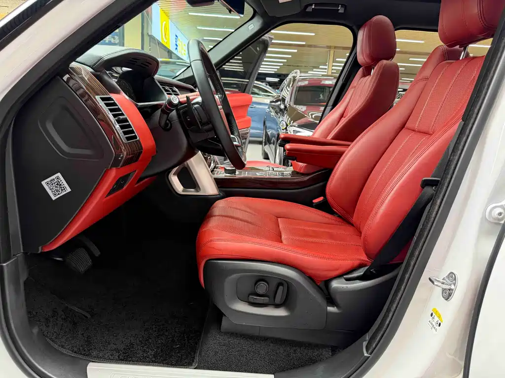 Land Rover Range Rover — миниатюра 9