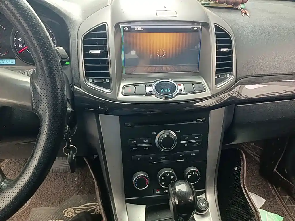 Chevrolet Captiva — миниатюра 18