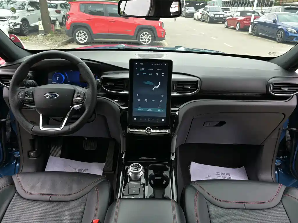 Ford Explorer — миниатюра 9