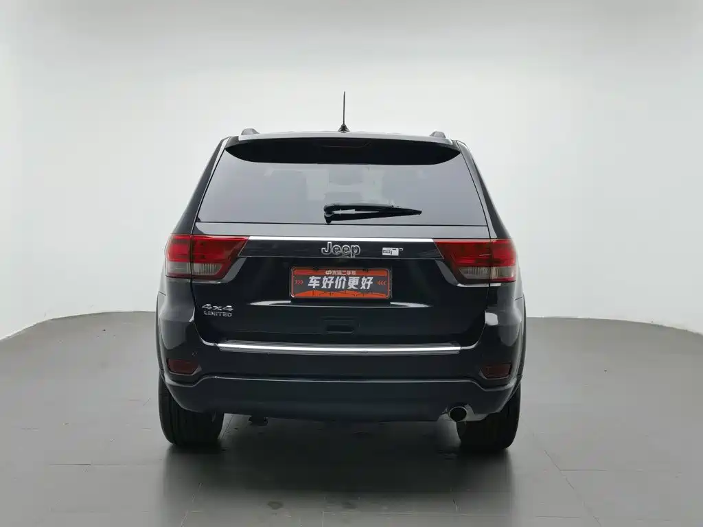 Jeep Grand Cherokee (Import) — миниатюра 4
