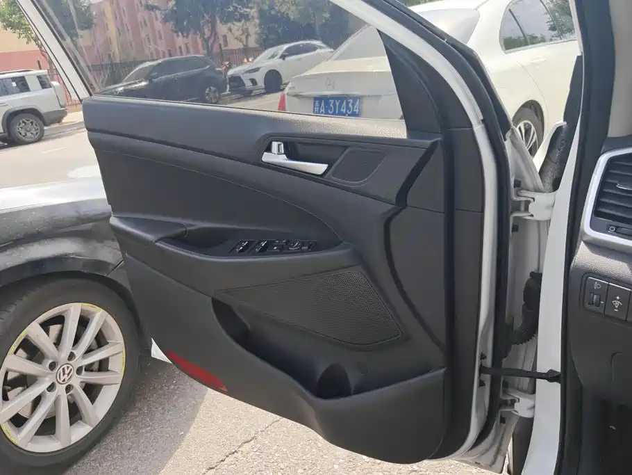 Hyundai Tucson — миниатюра 7