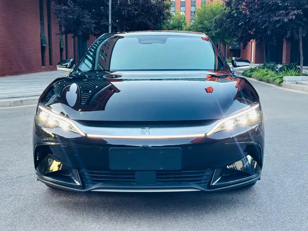 BYD Han — миниатюра 2