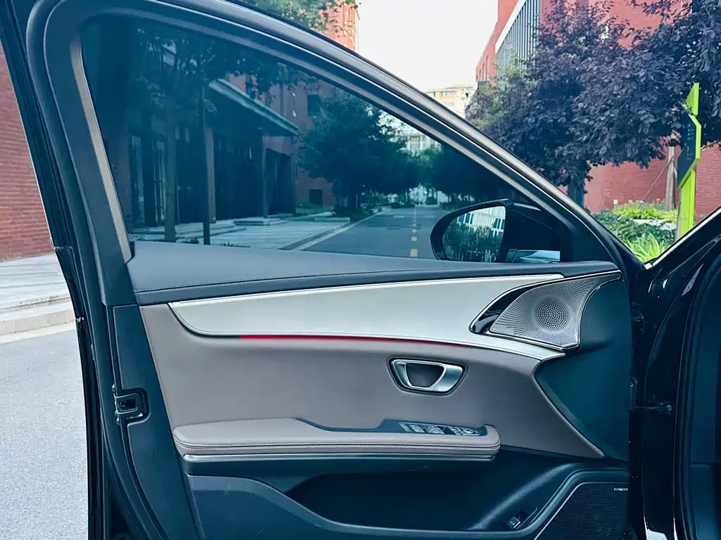 BYD Han — миниатюра 9