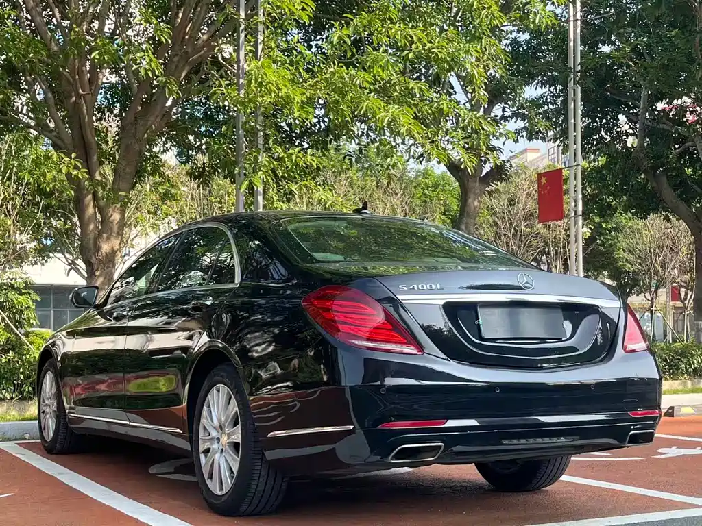 Mercedes-Benz S-Class — миниатюра 7