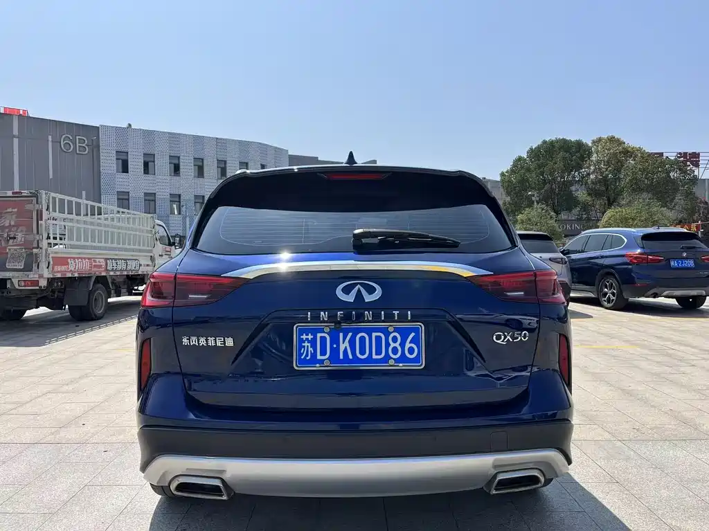 INFINITI QX50