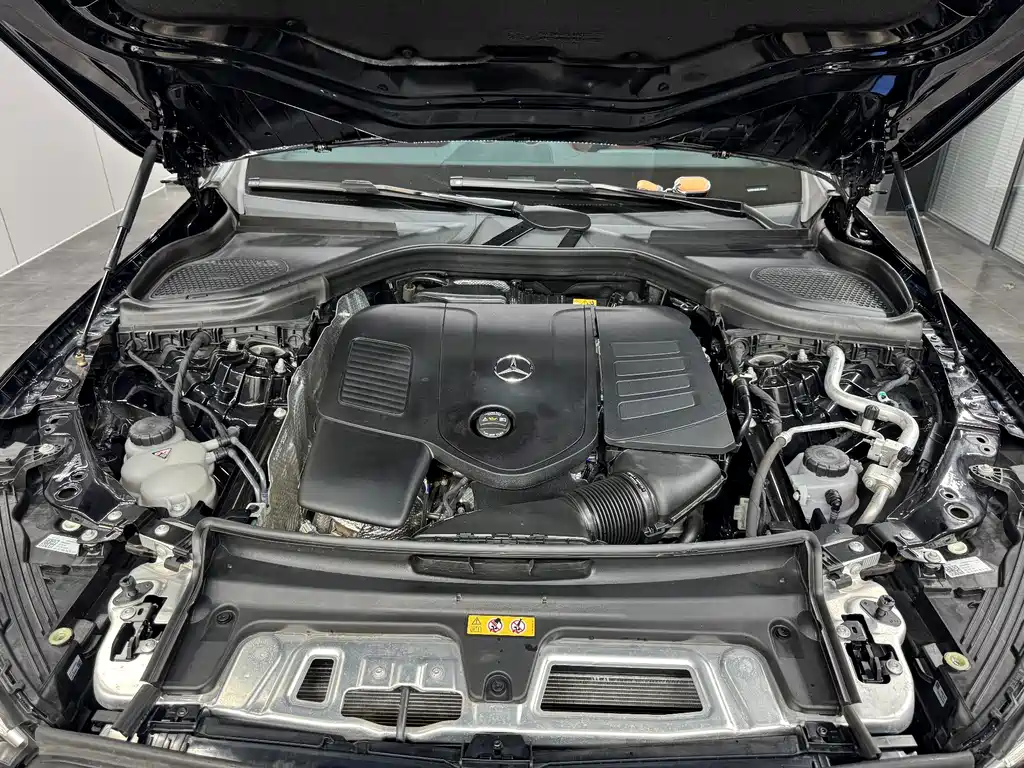 Mercedes-Benz GLC — миниатюра 19