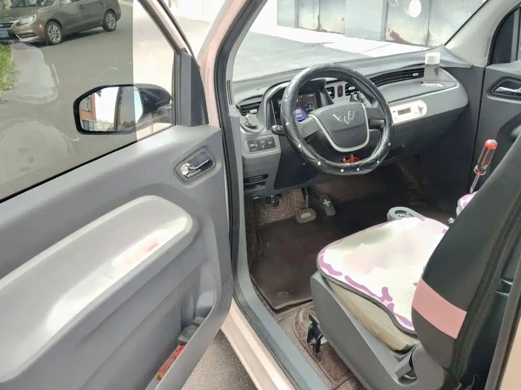 Wuling MINIEV — миниатюра 13