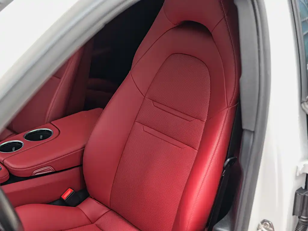 Porsche Panamera — миниатюра 7