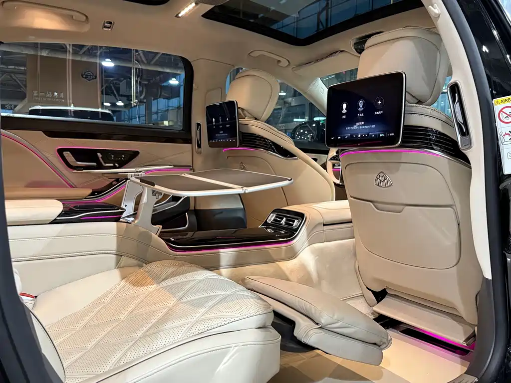 Mercedes-Benz S-Class — миниатюра 12