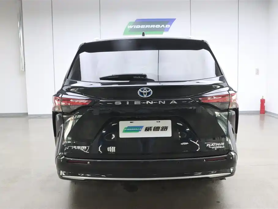 Toyota Sienna 2021 2.5L