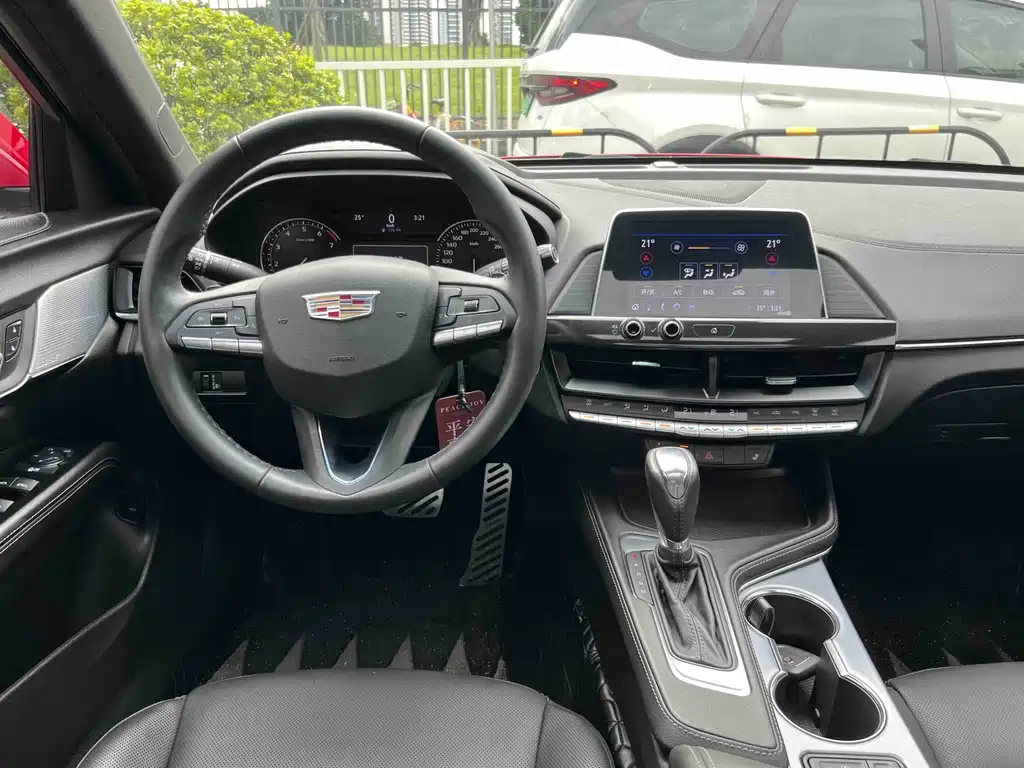 Cadillac CT4 — фотографии объявления, Фото 17