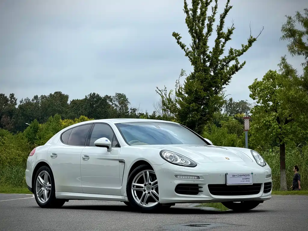 Porsche Panamera — миниатюра 4